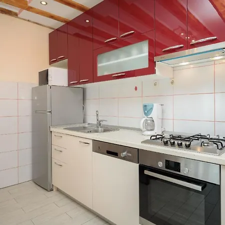 Holiday home Ferienhaus Mit Privatpool Fur 6 Personen Ca 45 Qm In Trogir, Dalmatien Kastela Und Umgebung *