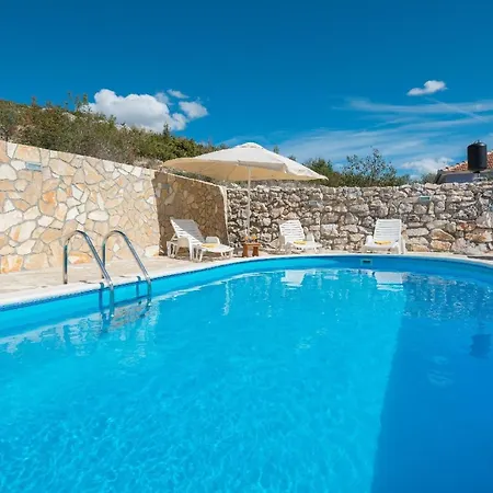 Ferienhaus Mit Privatpool Fur 6 Personen Ca 45 Qm In Trogir, Dalmatien Kastela Und Umgebung * Trogir