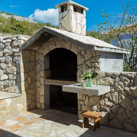 Ferienhaus Mit Privatpool Fur 6 Personen Ca 45 Qm In Trogir, Dalmatien Kastela Und Umgebung Holiday home